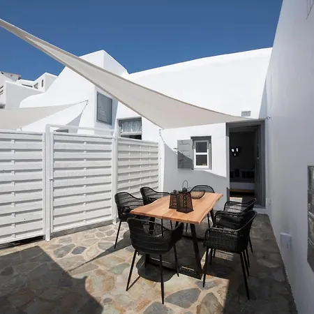 Avli Apartment