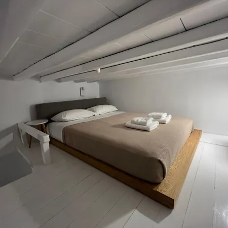 Apartment Avli *